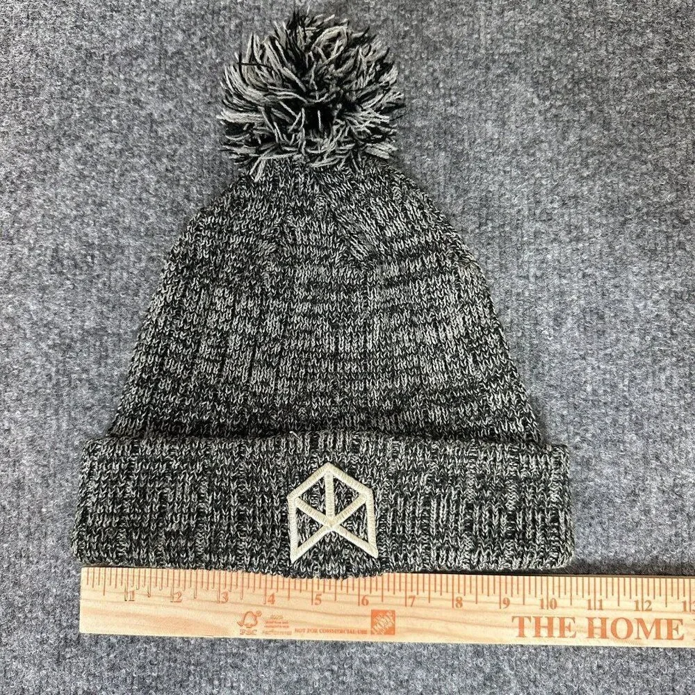 BMFit Beanie Hat Mens OSFA Heathered Grey Pom Pom stretch Casual‎ Adult